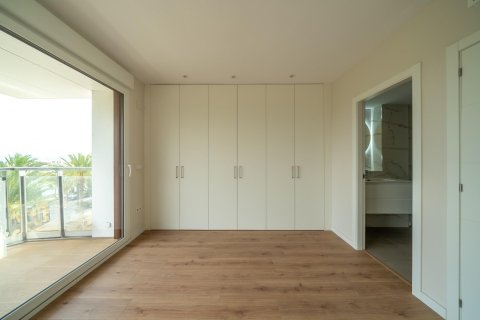 Apartament w Alicante, Hiszpania 4 sypialnie, 200 mkw. nr 165618 – zdjęcie 14