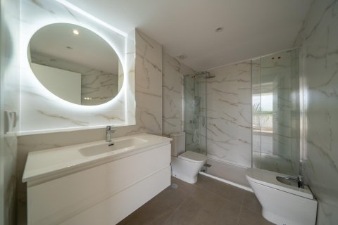 Apartament w Alicante, Hiszpania 4 sypialnie, 200 mkw. nr 165618 – zdjęcie 16