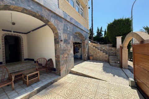 Villa zum Verkauf in Campoamor, Alicante, Spanien 5 Schlafzimmer, 639 m2 Nr. 165617 - Foto 13