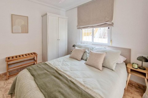 Bungalow Torrevieja, Alicante, Hiszpania 2 sypialnie, 70 mkw. nr 140021 – zdjęcie 23