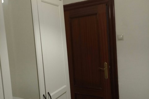 Wohnung zum Verkauf in Santurtzi, Biscay, Spanien 3 Schlafzimmer, 49 m2 Nr. 195773 - Foto 11