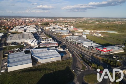 Propiedad comercial en venta en Trobajo del Camino, León, España 1624 m2 No. 195774 - foto 18