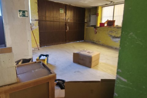 Propiedad comercial en venta en Trobajo del Camino, León, España 1624 m2 No. 195774 - foto 7