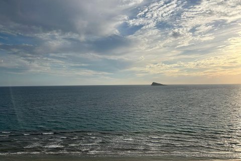Apartment for sale Benidorm, Alicante, Spain 2 bedrooms, 140 sq.m. No. 109283 - photo 2