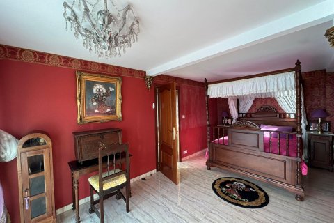 Apartment for sale Benidorm, Alicante, Spain 2 bedrooms, 140 sq.m. No. 109283 - photo 16