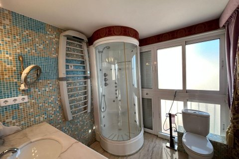 Apartment for sale Benidorm, Alicante, Spain 2 bedrooms, 140 sq.m. No. 109283 - photo 18