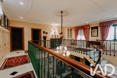 Linnat myytävänä Monforte de Lemos, Lugo, Espanja, 7 makuuhuonetta, 816 m2 No. 192174 - kuva 6