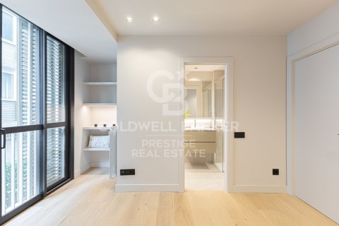 Huoneisto myytävänä Barcelona, Espanja, 4 makuuhuonetta, 265 m2 No. 160008 - kuva 23