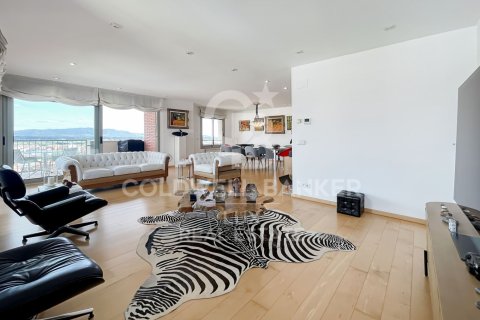 Penthouse w Figueres, Girona, Hiszpania 3 sypialnie, 181 mkw. nr 160014 – zdjęcie 4