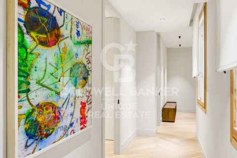 Huoneisto myytävänä Madrid, Espanja, 5 makuuhuonetta, 298 m2 No. 160009 - kuva 20