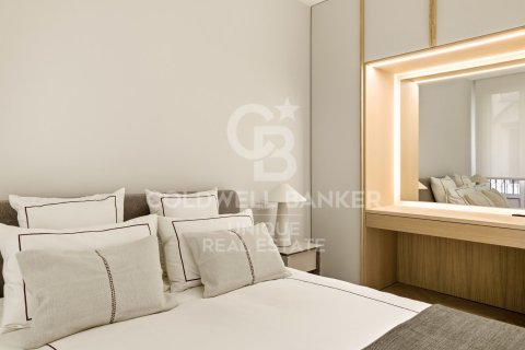 Huoneisto myytävänä Madrid, Espanja, 5 makuuhuonetta, 298 m2 No. 160009 - kuva 30