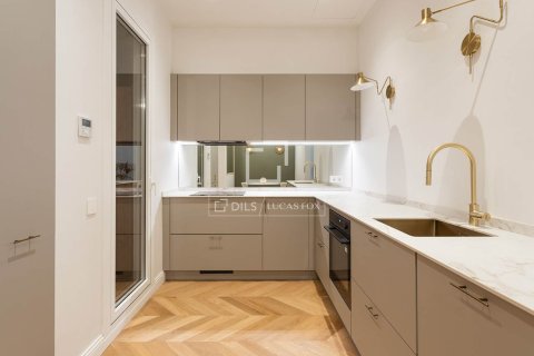 Apartamento en venta en Barcelona, España 3 dormitorios, 140 m2 No. 150203 - foto 18