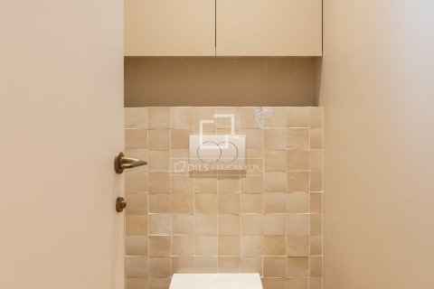 Apartamento en venta en Barcelona, España 3 dormitorios, 140 m2 No. 150203 - foto 30