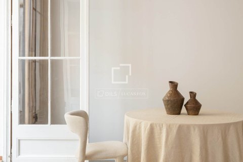 Apartamento en venta en Barcelona, España 3 dormitorios, 140 m2 No. 150203 - foto 6