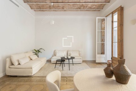 Apartamento en venta en Barcelona, España 3 dormitorios, 140 m2 No. 150203 - foto 2