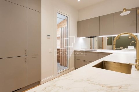 Apartamento en venta en Barcelona, España 3 dormitorios, 140 m2 No. 150203 - foto 19