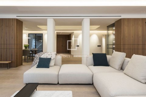 Dzīvoklis pārdošanā Barcelona, Spānijā 5 istabas, 427 m2 Nr. 150202 - attēls 3