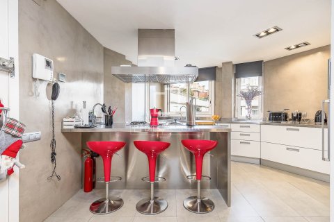 Ático en venta en Barcelona, España 5 dormitorios, 260 m2 No. 150204 - foto 8