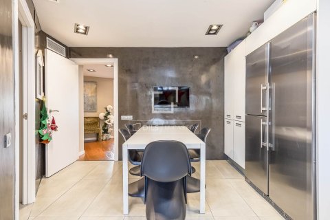 Penthouse for sale in Barcelona, Spain 5 bedrooms, 260 sq.m. No. 150204 - photo 30