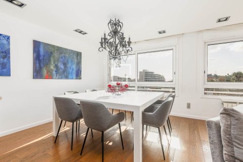 Ático en venta en Barcelona, España 5 dormitorios, 260 m2 No. 150204 - foto 4