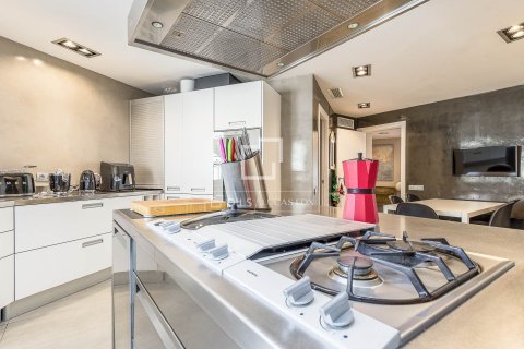Ático en venta en Barcelona, España 5 dormitorios, 260 m2 No. 150204 - foto 11