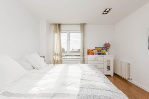 Ático en venta en Barcelona, España 5 dormitorios, 260 m2 No. 150204 - foto 16