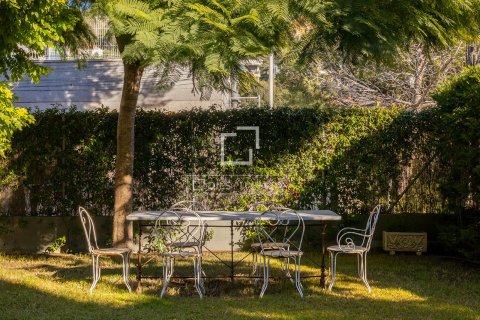 Villa en venta en Barcelona, España 4 dormitorios, 295 m2 No. 150207 - foto 7