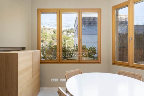 Villa en venta en Barcelona, España 4 dormitorios, 295 m2 No. 150207 - foto 23