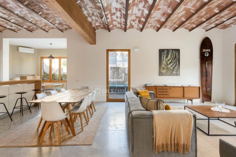 Villa en venta en Barcelona, España 4 dormitorios, 295 m2 No. 150207 - foto 16