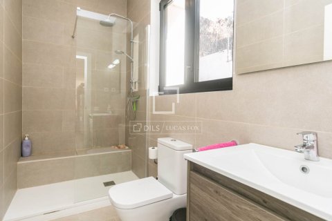 Villa for sale in Gava, Barcelona, Spain 4 bedrooms, 311 sq.m. No. 150206 - photo 22