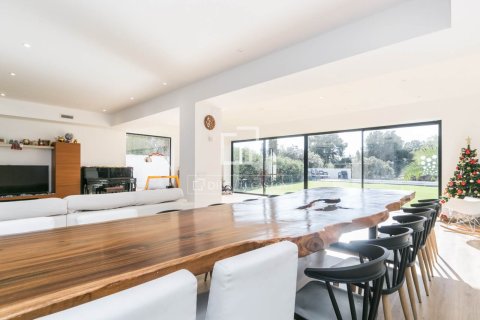 Villa for sale in Gava, Barcelona, Spain 4 bedrooms, 311 sq.m. No. 150206 - photo 9