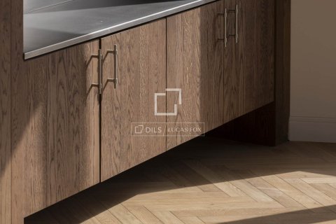 Apartamento en venta en Barcelona, España 4 dormitorios, 208 m2 No. 150208 - foto 12