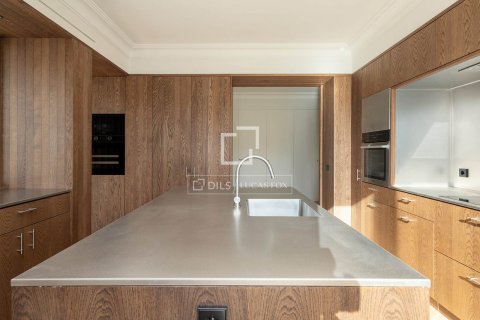 Apartamento en venta en Barcelona, España 4 dormitorios, 208 m2 No. 150208 - foto 14