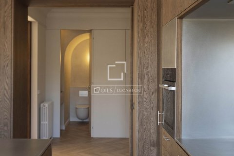 Apartamento en venta en Barcelona, España 4 dormitorios, 208 m2 No. 150208 - foto 21