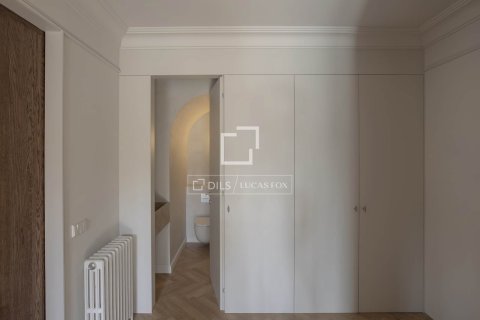 Apartamento en venta en Barcelona, España 4 dormitorios, 208 m2 No. 150208 - foto 20
