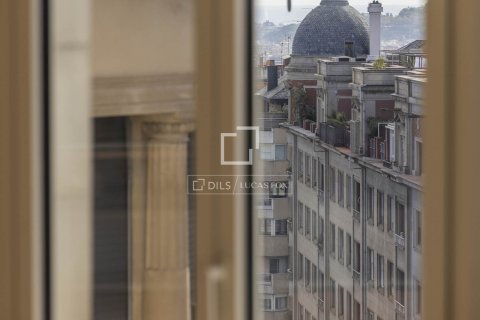 Apartamento en venta en Barcelona, España 4 dormitorios, 208 m2 No. 150208 - foto 27