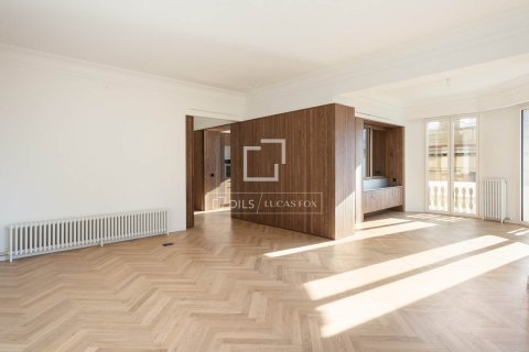 Apartamento en venta en Barcelona, España 4 dormitorios, 208 m2 No. 150208 - foto 7