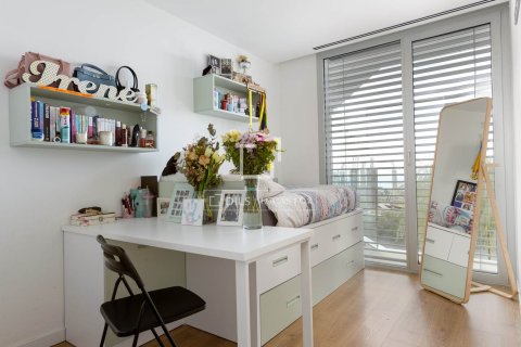 Villa for sale in Teia, Barcelona, Spain 4 bedrooms, 494 sq.m. No. 150205 - photo 20