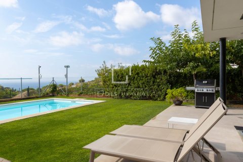 Villa for sale in Teia, Barcelona, Spain 4 bedrooms, 494 sq.m. No. 150205 - photo 29