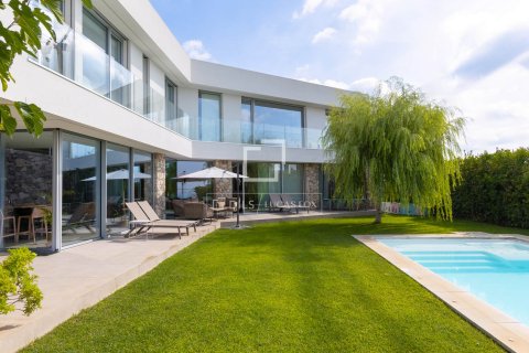 Villa for sale in Teia, Barcelona, Spain 4 bedrooms, 494 sq.m. No. 150205 - photo 26