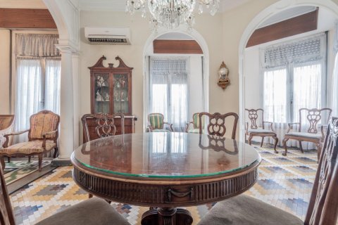 Продажа квартиры в Валенсия, Испания 4 спальни, 170м2 №149518 - фото 5