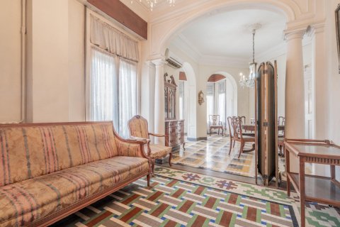 Продажа квартиры в Валенсия, Испания 4 спальни, 170м2 №149518 - фото 15