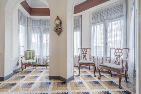 Продажа квартиры в Валенсия, Испания 4 спальни, 170м2 №149518 - фото 4