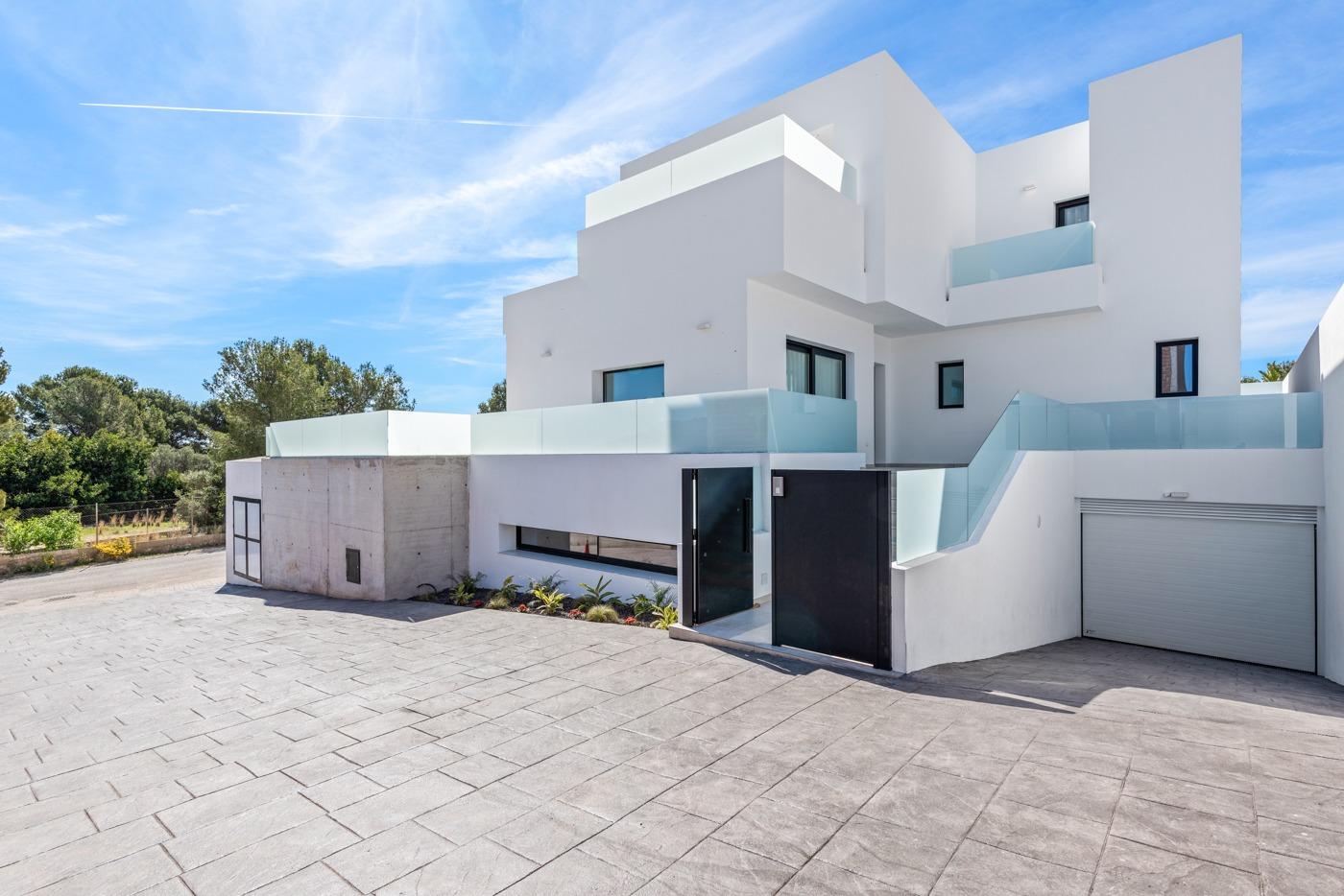 Villa in Polop, Alicante, Spain 3 bedrooms, 306 sq.m. No. 135132