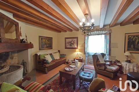 Kaupunkipientalo myytävänä Lleida, Espanja, 2 makuuhuonetta, 216 m2 No. 154173 - kuva 8