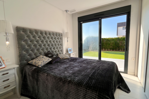 Radhus till salu i Los Dolses, Alicante, Spanien 3 sovrum, 102 kvm. Nr. 146185 - foto 16