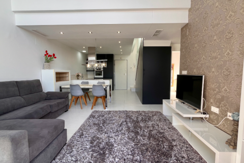 Radhus till salu i Los Dolses, Alicante, Spanien 3 sovrum, 102 kvm. Nr. 146185 - foto 2