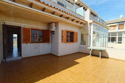 Apartament w Torrevieja, Alicante, Hiszpania 3 sypialnie, 99 mkw. nr 146187 – zdjęcie 26