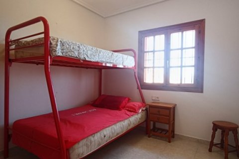 Apartament w Torrevieja, Alicante, Hiszpania 3 sypialnie, 99 mkw. nr 146187 – zdjęcie 18