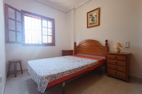 Apartament w Torrevieja, Alicante, Hiszpania 3 sypialnie, 99 mkw. nr 146187 – zdjęcie 15